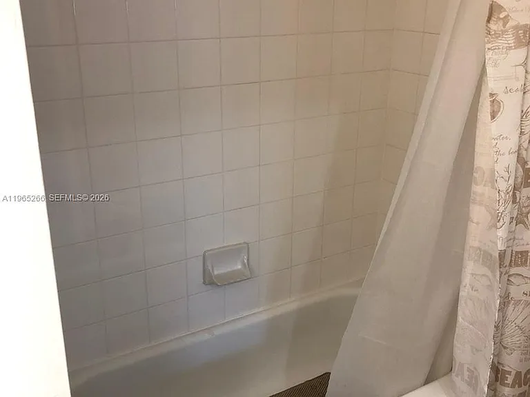 19801 E Country Club Dr #4406 — Photo 20