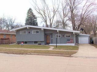 2423 Elmhurst Ave, Fort Dodge, IA 50501