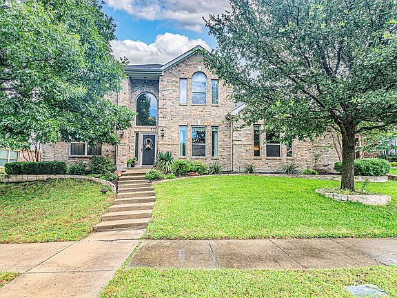 2nd image of 2070 Aberdeen Ln