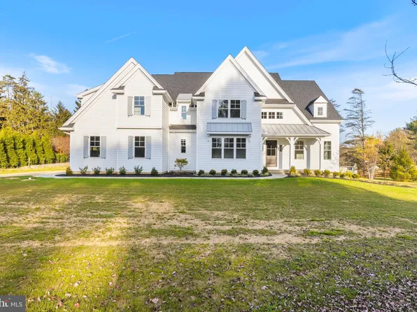 915 Hereford Rd, Berwyn, PA 19312