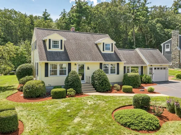 27 Massachusetts Drive, Nashua, NH 03060