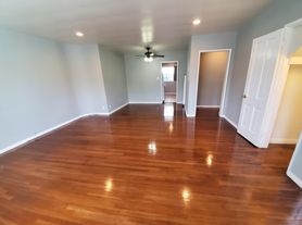 5167 W Olympic Blvd, Los Angeles, CA