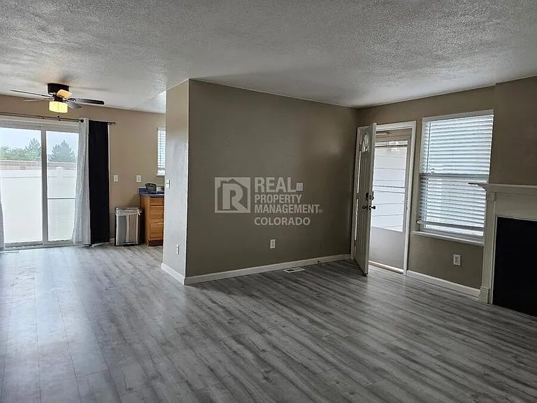 11915 Madison Pl — Photo 4