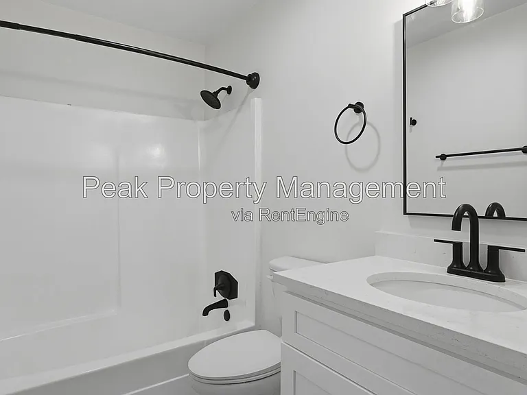 304 S Center St #12 — Photo 15