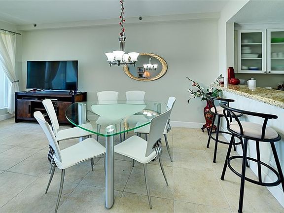 5th image of 435 Bahia Beach Blvd