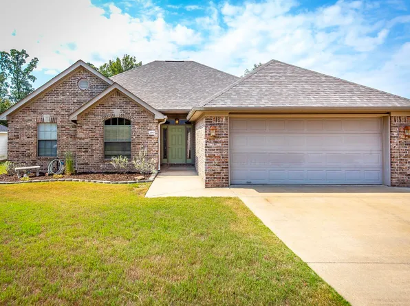 1993 Shelby Dr, Benton, AR 72015
