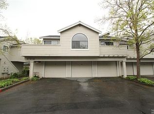 136 Golden Gate Cir, Napa, CA 94558