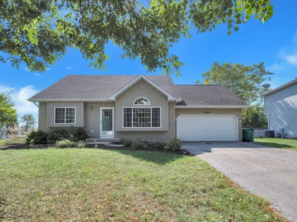 1004 Addleman St, Joliet, IL 60431