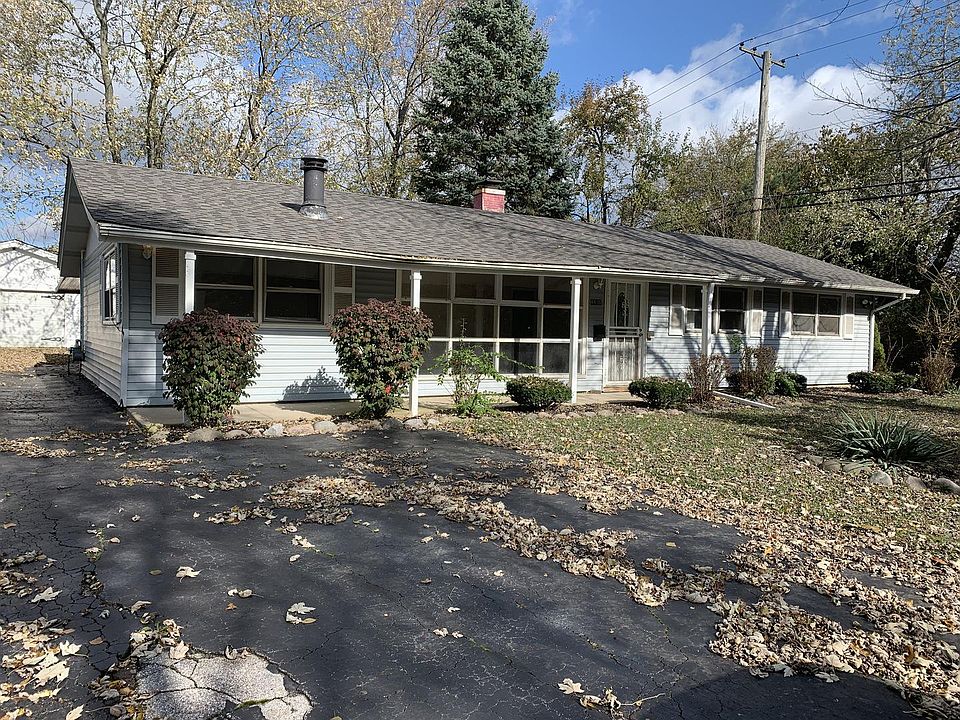 1st image of 4410 W 189th St