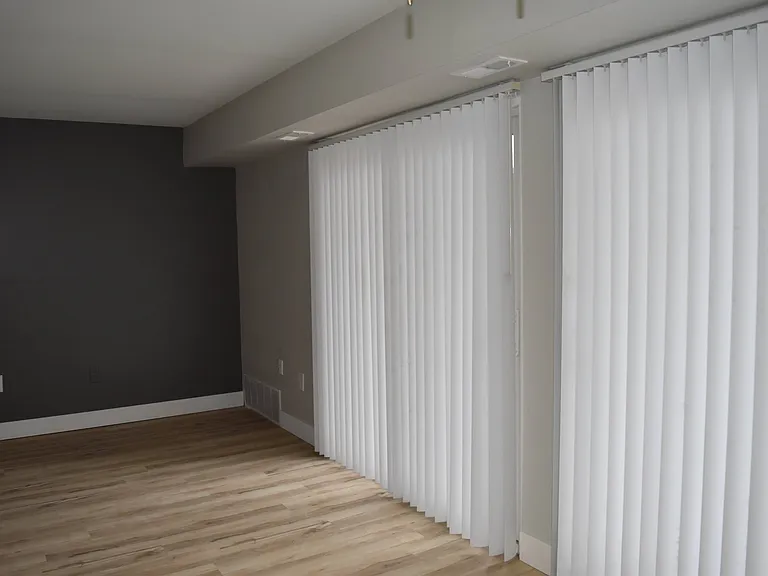 Sunnymede Apartments - Troy, MI — Photo 31