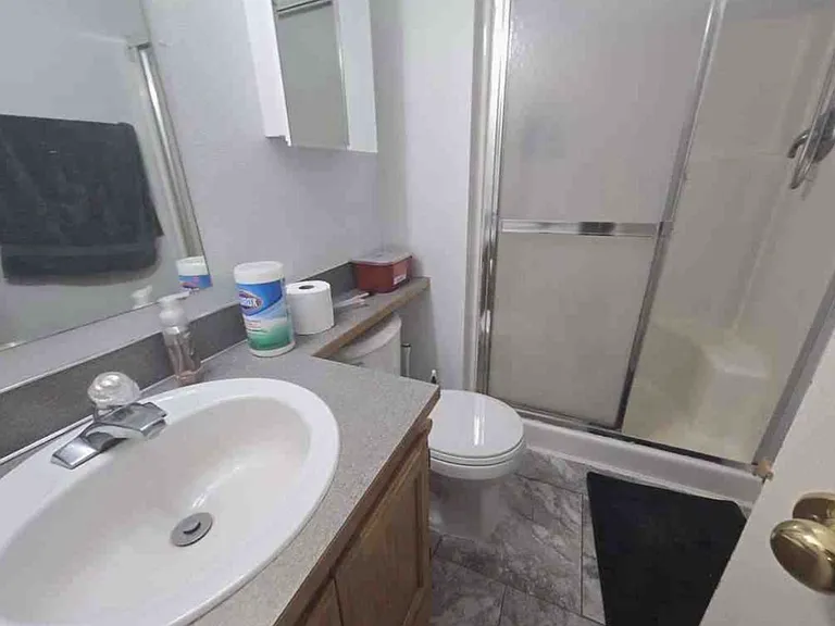 16321 NE 78th Way — Photo 5