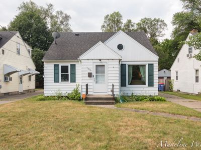 1010 Johnston St SE, Grand Rapids, MI, 49507