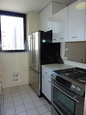 Rented by Corcoran | media 7