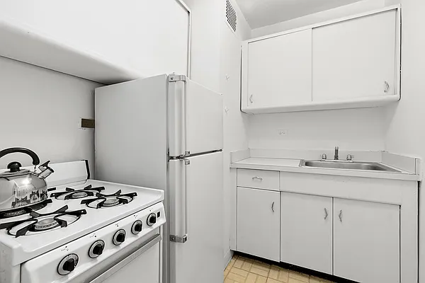 Sold by Corcoran | media 4