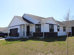 3057 Velkommen Way, Stoughton, WI 53589