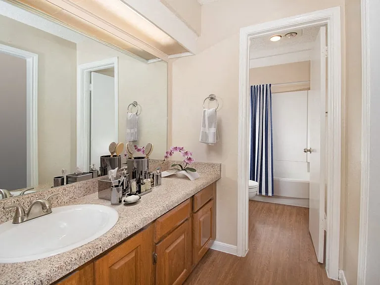 Tradewinds Apartment Homes — Photo 44