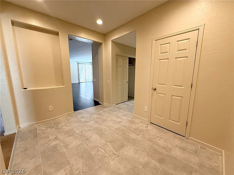 2660 Dirleton Pl — Photo 4