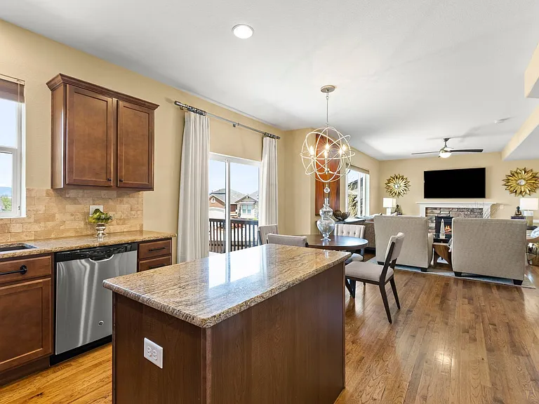 6568 Sawbuck Rd — Photo 22