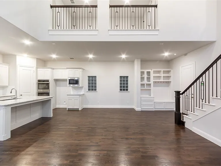 6764 Verandah Way — Photo 7