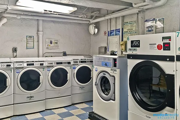 Sold by Moda Realty | media 4