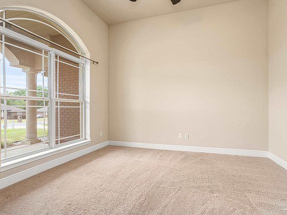 4th image of 9937 Eleral Dr