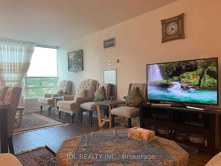 7805 Bayview Ave #811 — Photo 6