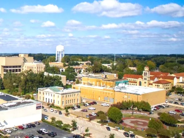 1121 Maple St, Longview, TX 75602