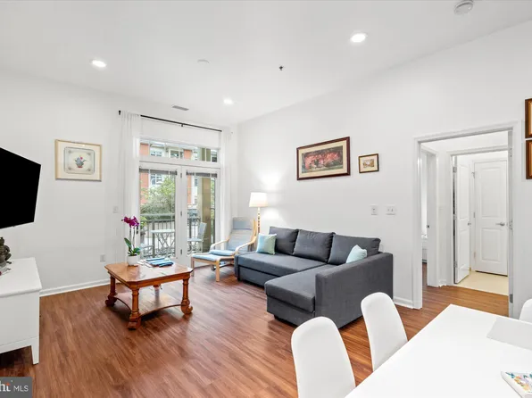 309 Holland Ln Unit 104, Alexandria, VA 22314