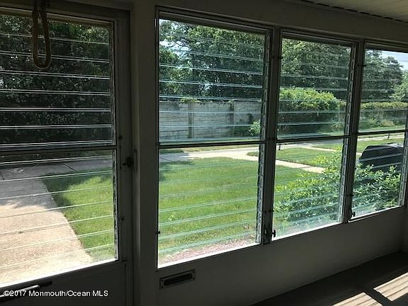 3rd image of 1145D Argyll Cir