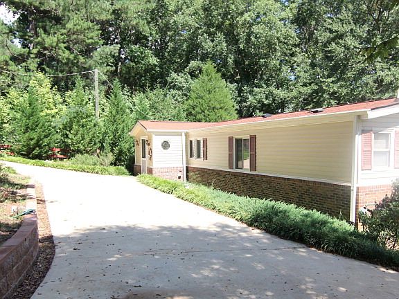 2nd image of 504 Sand Shore Dr