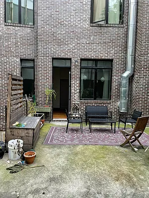 Rented by Brooklyn Group | media 18