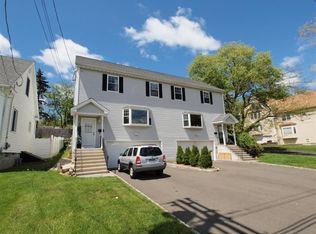 450 Castle Ave, Fairfield, CT 06825