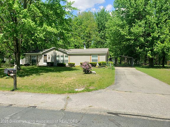 3rd image of 67674 Allpine St