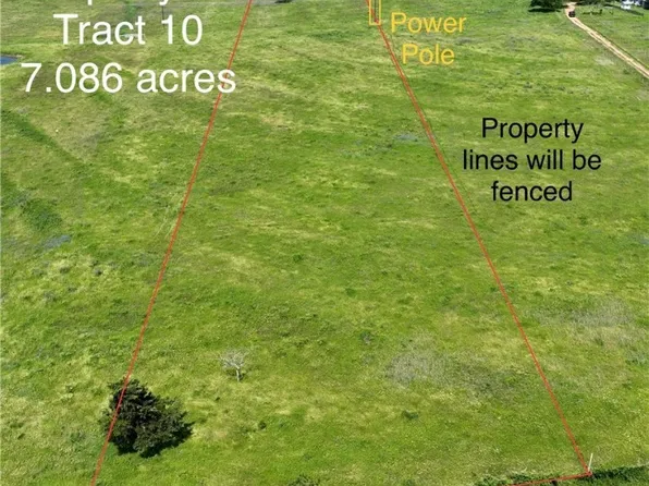 10 County Road 258, Moulton, TX 77975