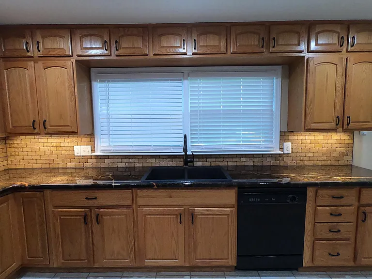5830 Perry Ln — Photo 17