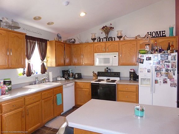 5th image of 5084 Schreiner Dr
