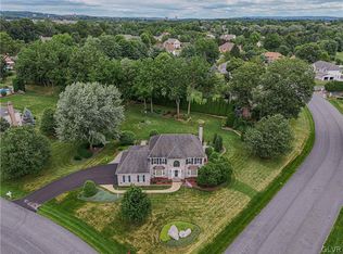488 Magnolia Ln, Nazareth, PA 18064