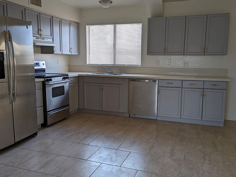 Large kitchen