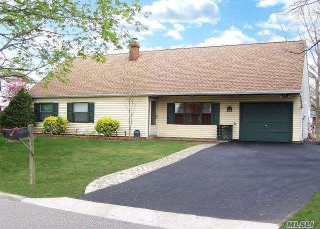 1st image of 81 Corbin Ave
