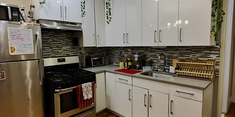 Rented by EXR | media 30