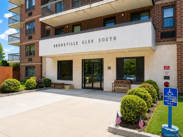 1376 Midland Avenue #605, Bronxville, NY 10708