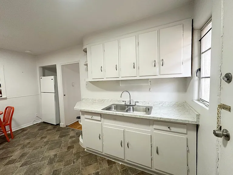 1718 Silver Ave SE #1 — Photo 7