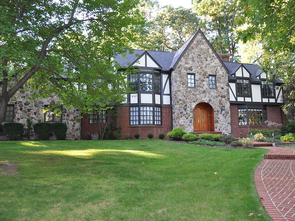 545 Johnston Dr, Watchung, NJ 07069 | Zillow