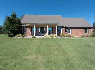 103 Lincoln Ln, Hodgenville, KY 42748
