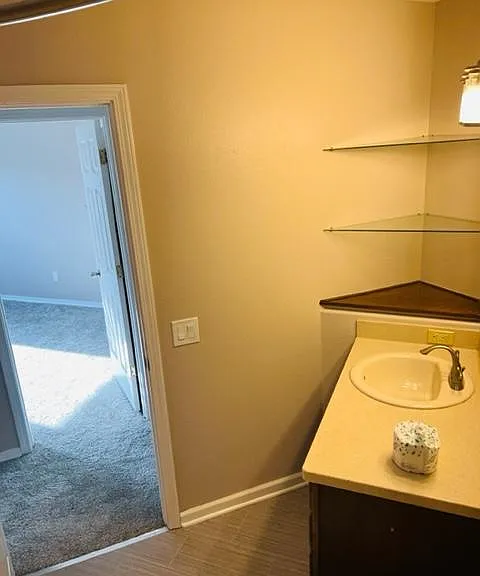 12134 Woodchase Cir — Photo 27