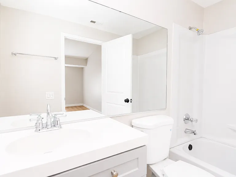 1112 S Cypress Ave #48 — Photo 11