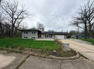 25716 S Stoney Island Ave, Crete, IL 60417