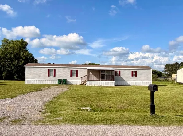 1040 Laurie Ln, Saint Martinville, LA 70582