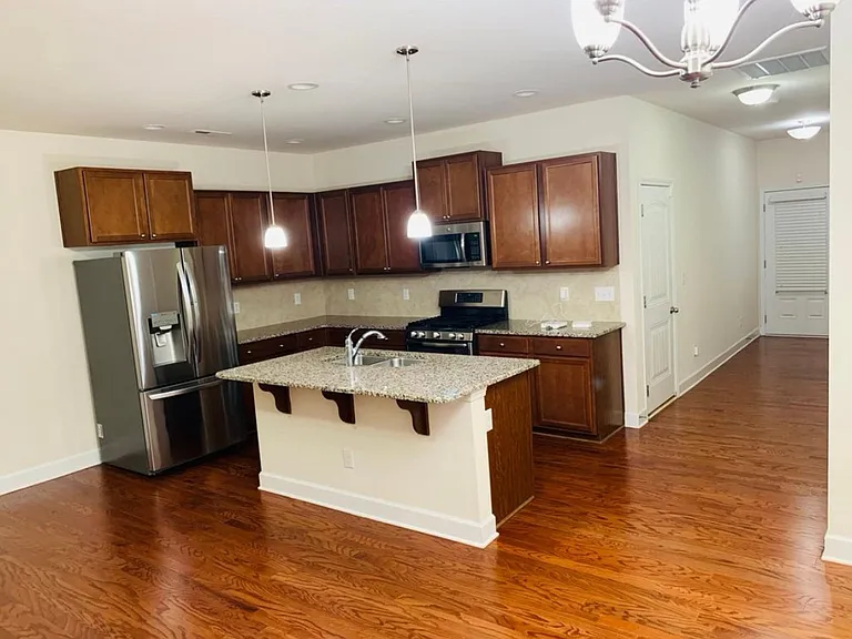 3008 Dressage Dr — Photo 10