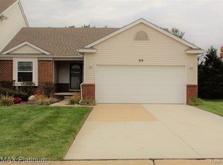 89 Sedum, Howell, MI 48843